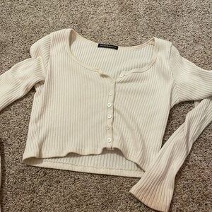 brand new never worn before brandy melville long sleeve crop top